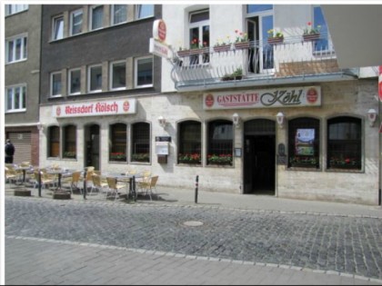 照片: K&amp;ouml;hl